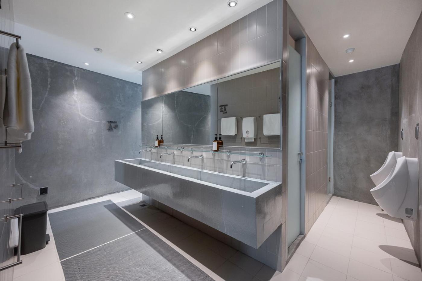 Nidhra Boutique Hotel Bangkok Sukhumvit Exteriör bild